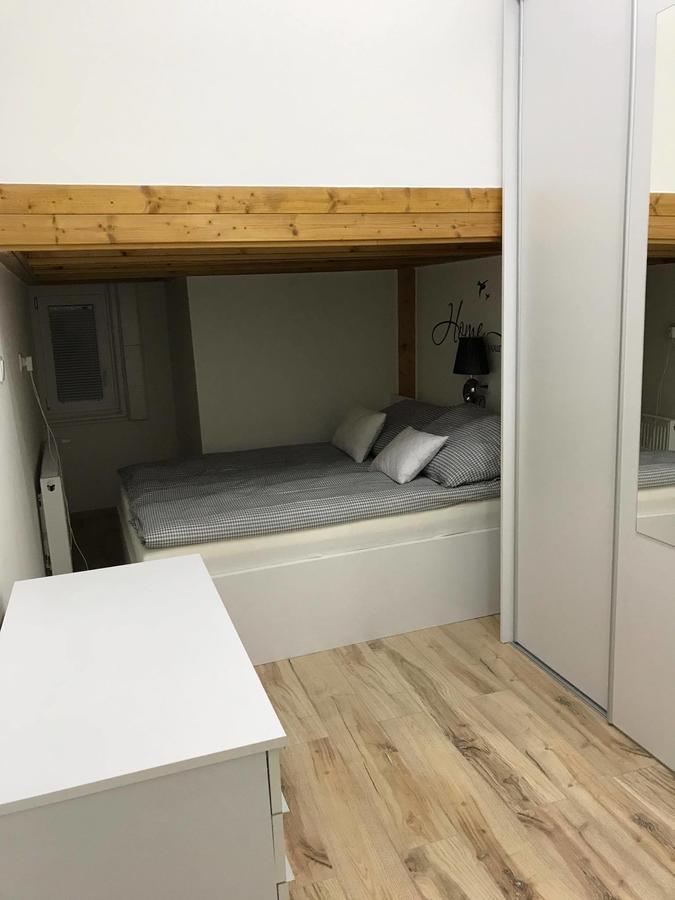 Manyi Apartman Дебрецен Екстер'єр фото